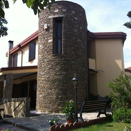 B&B Hibiscus Capoterra Dış mekan fotoğraf