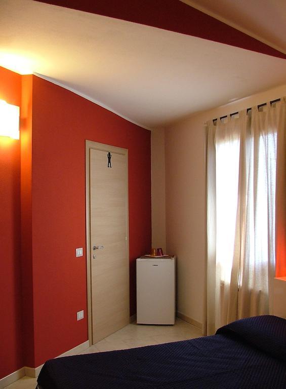 B&B Hibiscus Capoterra Dış mekan fotoğraf